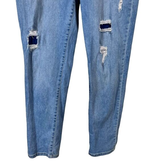 Chico's so slimming distressed ankle fit jeans. - Picture 3 of 14